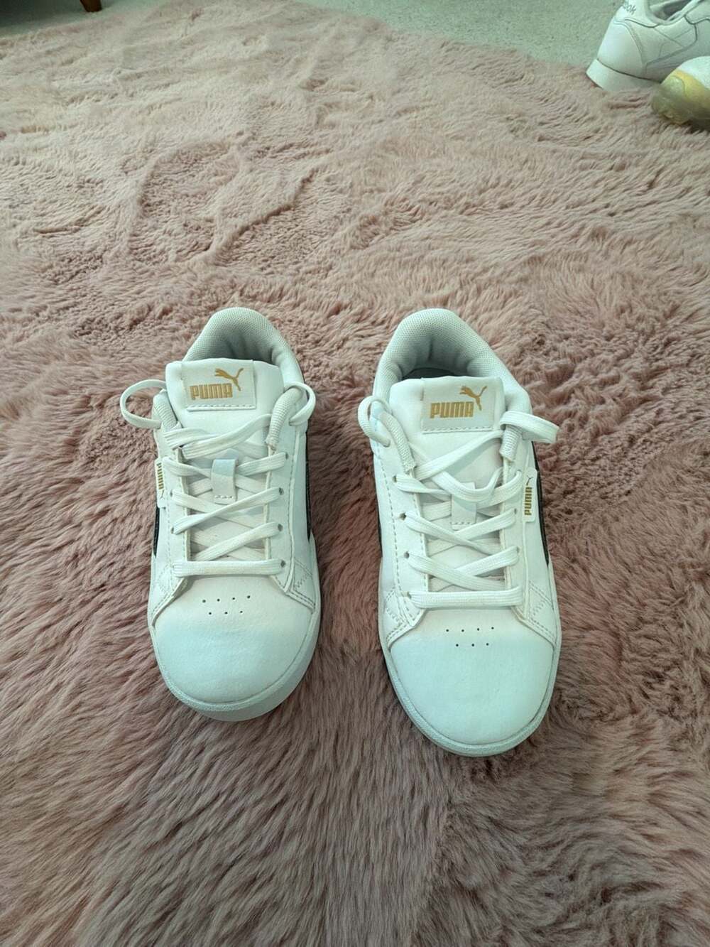 Kids PUMA Smash v2 L White Leather Gold Logo Sneakers